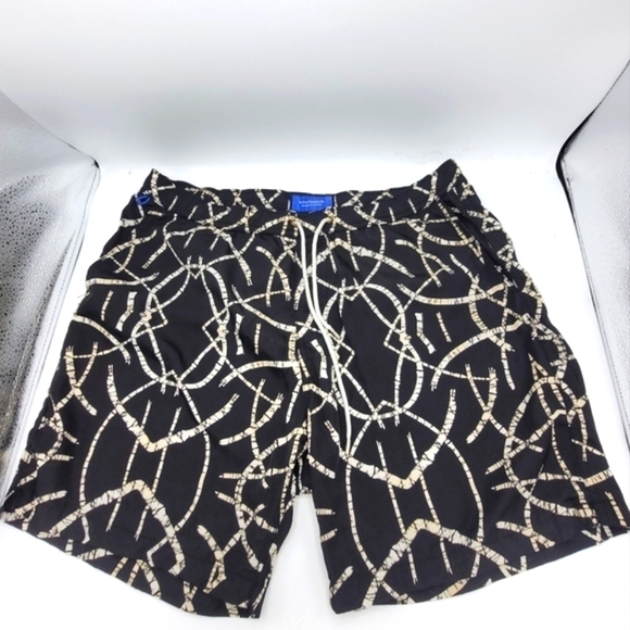 Scotch and Soda Mid-length Black and Cream Tribal printed Swim Shorts Size M - Picture 1 of 16